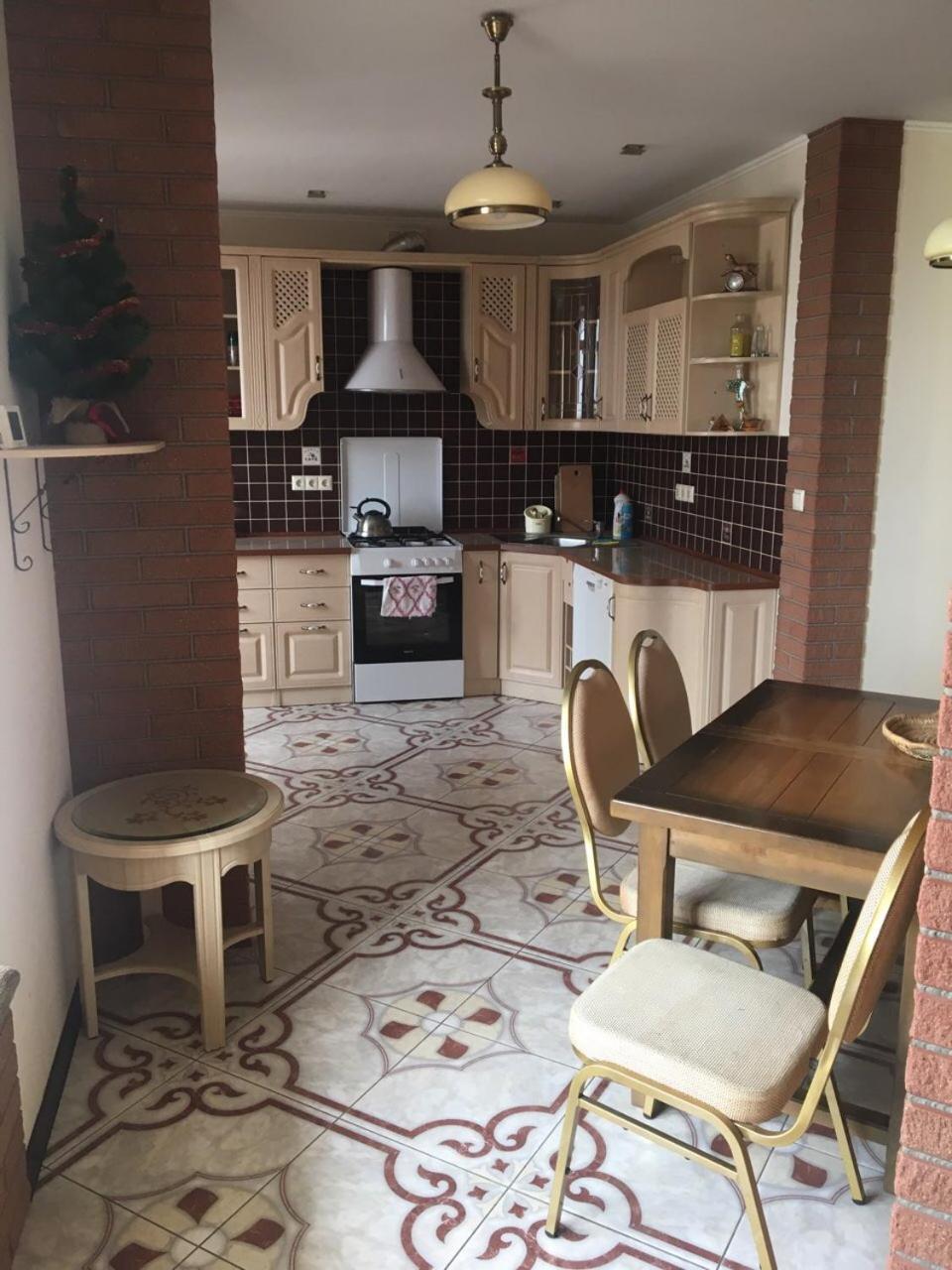 Great Apartment In The City Centre Ivano-Frankivsk Esterno foto